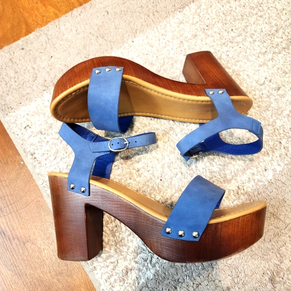 Madden Girl Faux Wood Platform Sandal Block Heel Open Toe Blue strap Size 10 - Picture 1 of 9